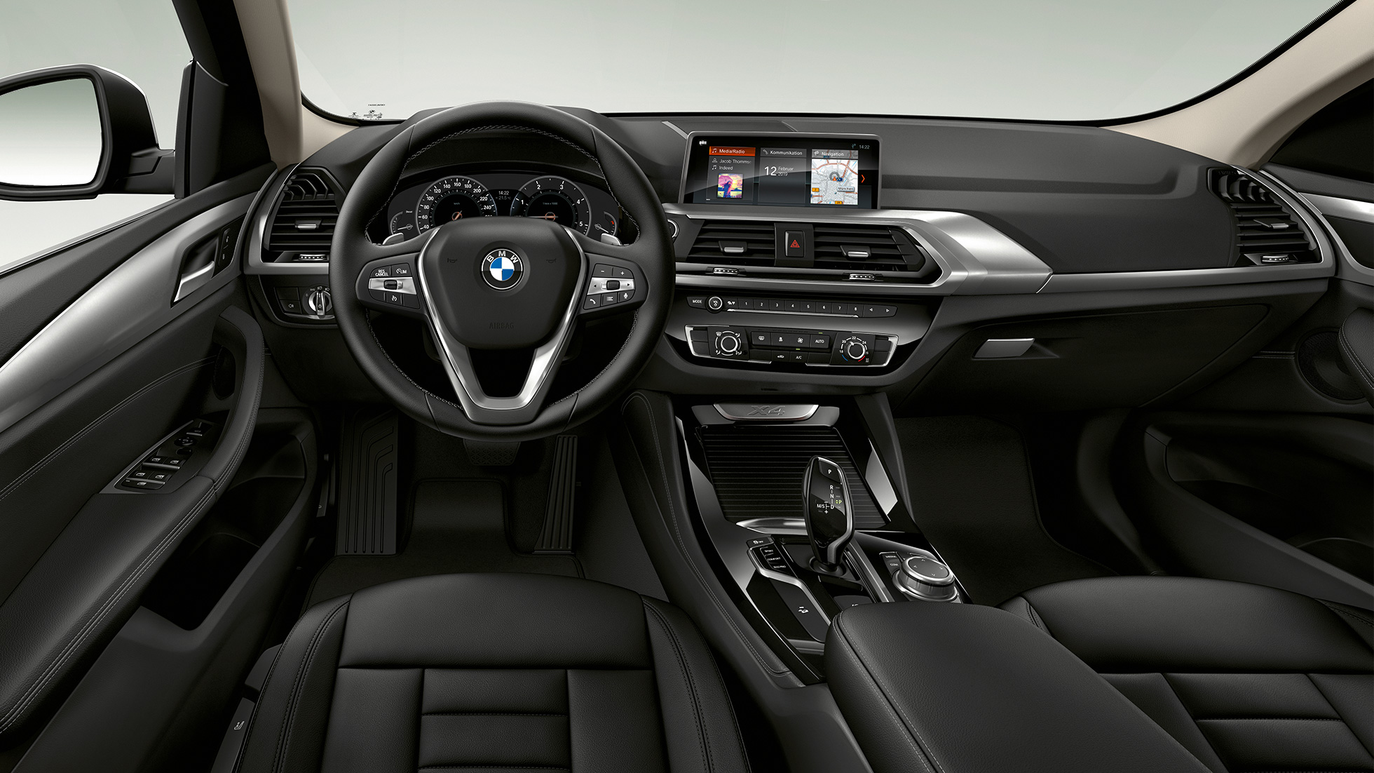 コックピット BMW X4 Standardモデル コックピット BMW X4 xDrive20d Standardモデル G02 2018 インテリア