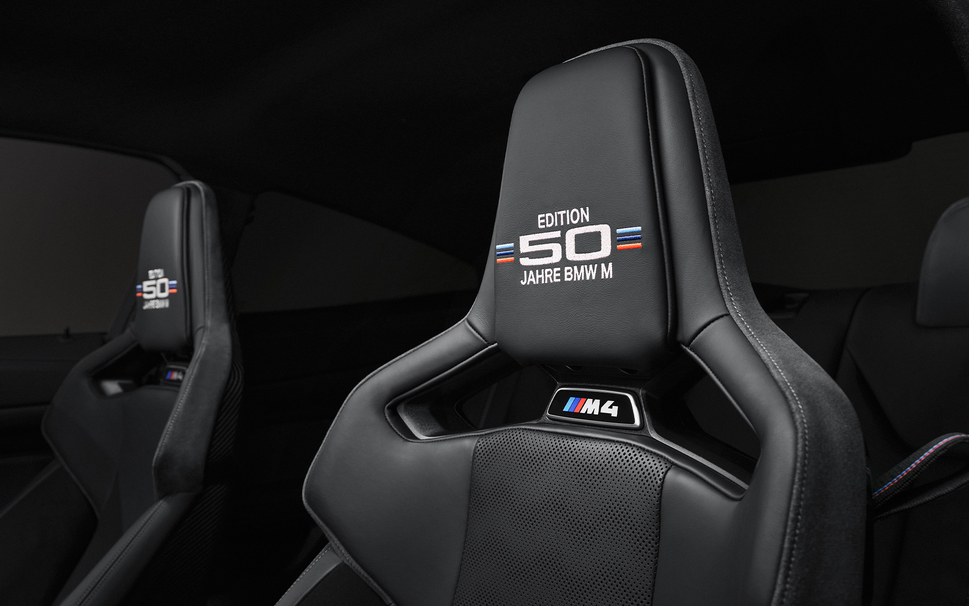 BMW M4 Competition G82 Edition 50周年 BMW M シート BMW M4 Competition G82 Edition 50周年 BMW M シート