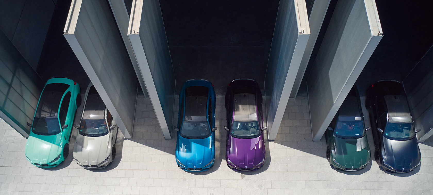 BMW IndividualペイントのBMW M、6モデル BMW IndividualペイントのBMW M、6モデルのトップ・ビュー