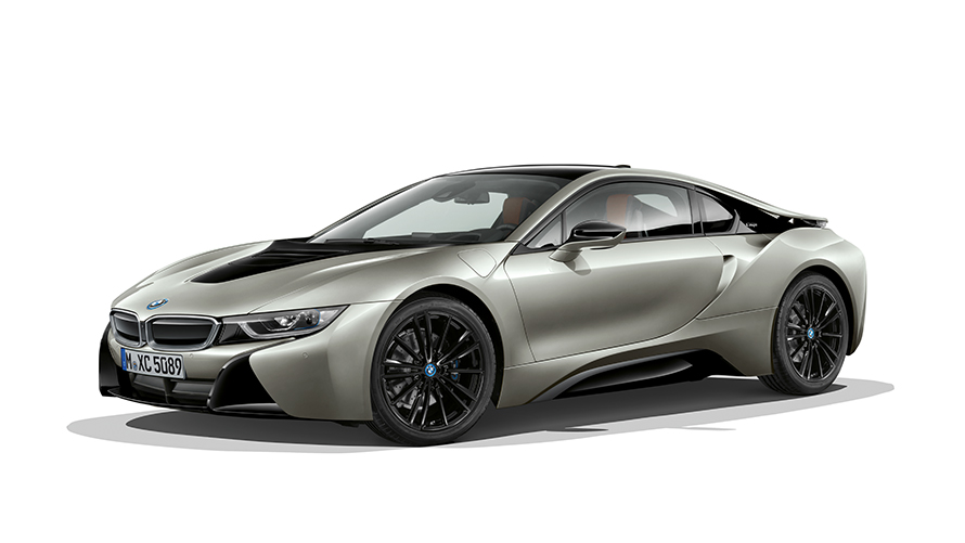 BMW i8 Coupé studio shot BMW i8 Coupé studio shot three-quarter front view