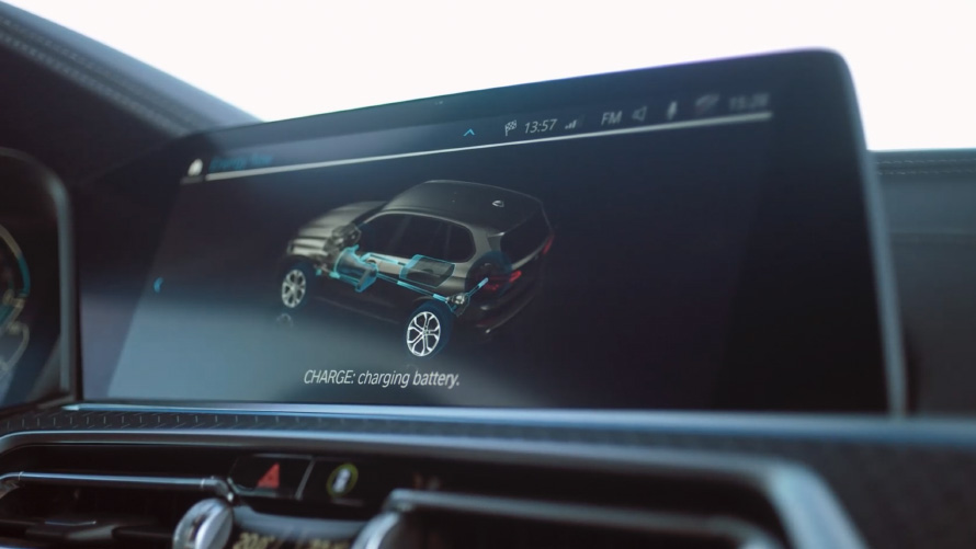BMW ELECTRIC MOBILITY BMW プラグイン・ハイブリッド 航続距離 BMW ELECTRIC MOBILITY BMW プラグイン・ハイブリッド 航続距離 動画