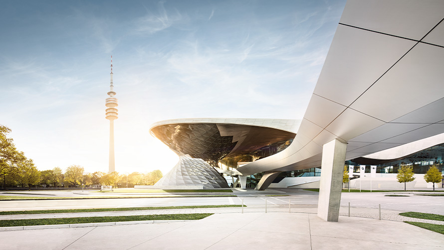 BMW Welt レストラン「Bavarie by Käfer(バヴァリエ・バイ・ケーファー)」でのランチ BMW Welt レストラン「Bavarie by Käfer(バヴァリエ・バイ・ケーファー)」でのランチ