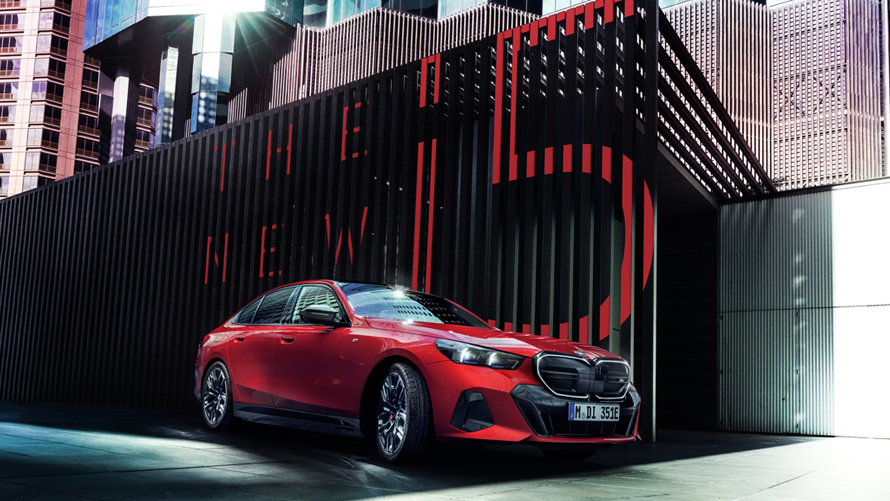 ニューBMW i5