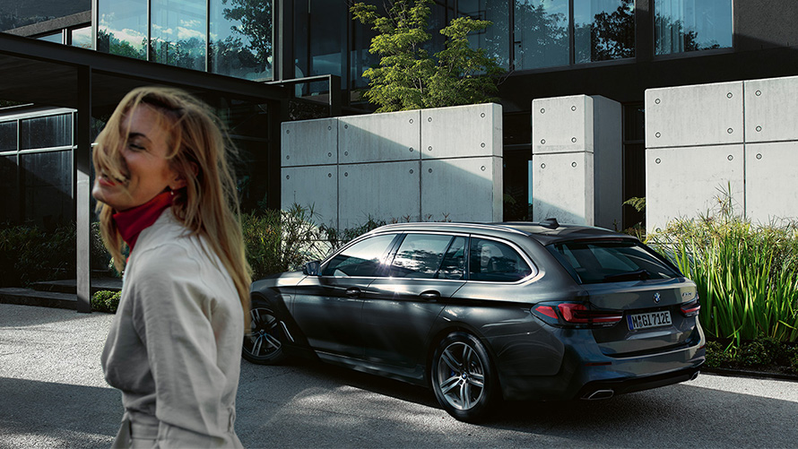 ニューBMW 5シリーズ ツーリング ニューBMW 5シリーズ ツーリング
