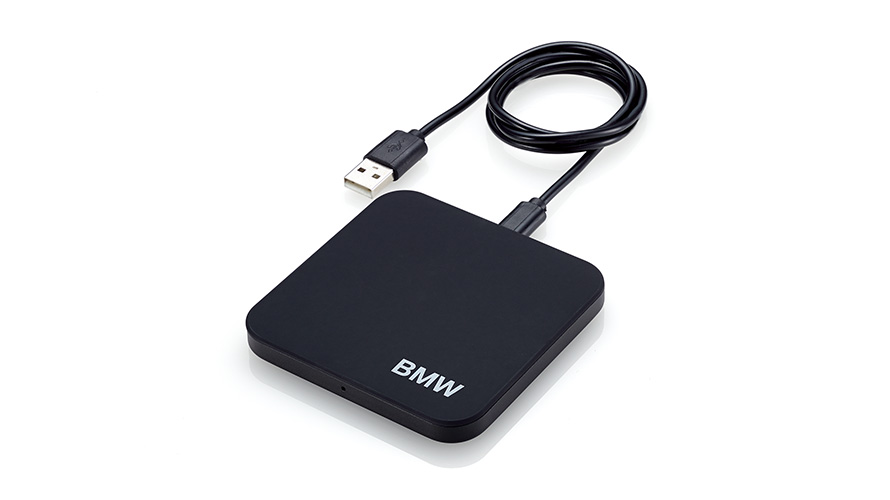 来場記念品「BMWオリジナル・ワイヤレス・チャージャー」 来場記念品「BMWオリジナル・ワイヤレス・チャージャー」