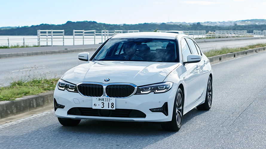 長距離ドライブ、高速道路でBMWの走りを体感。 長距離ドライブ、高速道路でBMWの走りを体感。