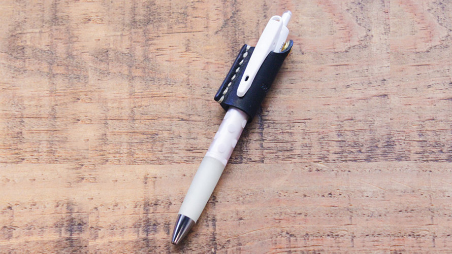 3.ペンホルダー/ブラック 栃木レザー使用のペンホルダーです。 3.ペンホルダー/ブラック 栃木レザー使用のペンホルダーです。