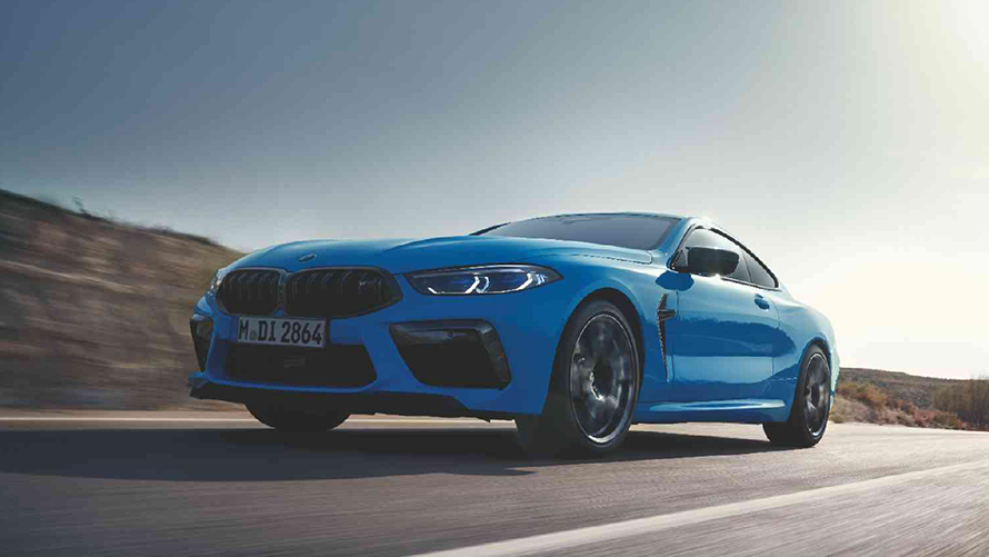 BMW M8 クーペ