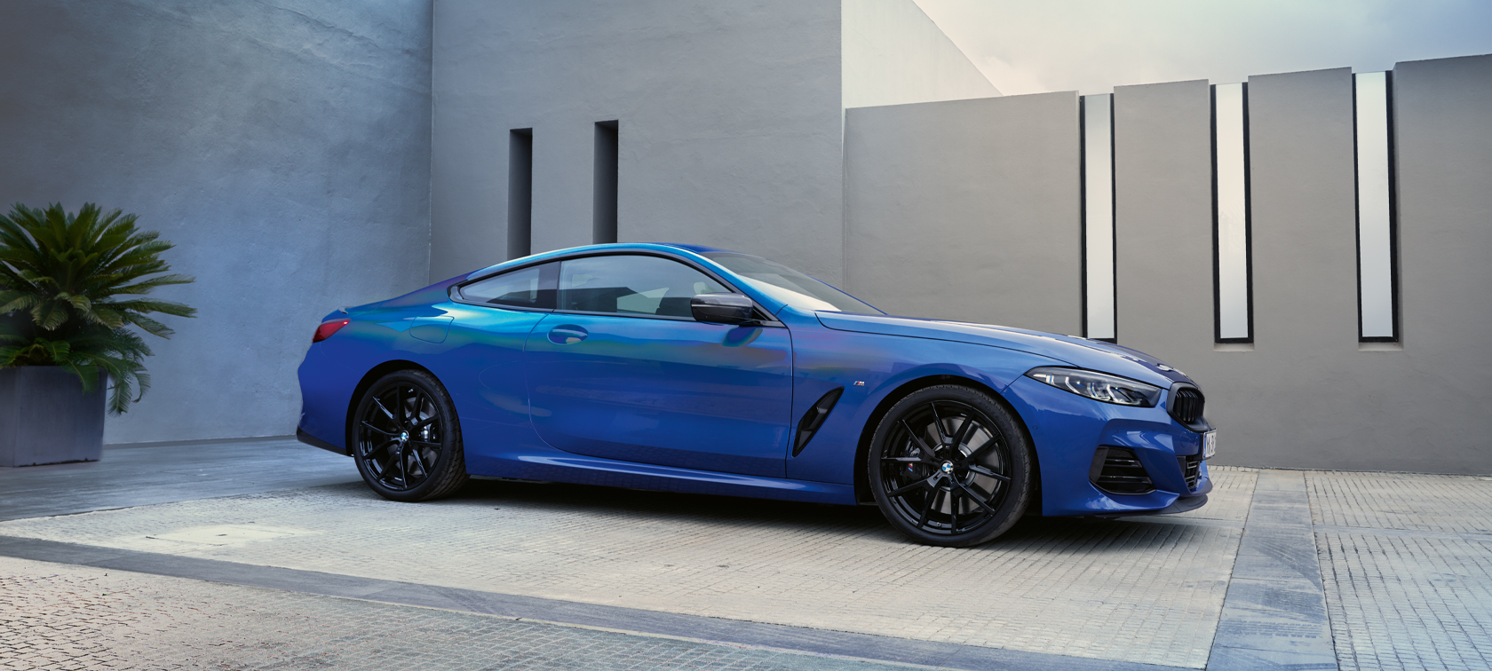 ビジネスシーンをともに駆けぬけるBMWの世界へ、ようこそ。 ビジネスシーンをともに駆けぬけるBMWの世界へ、ようこそ。